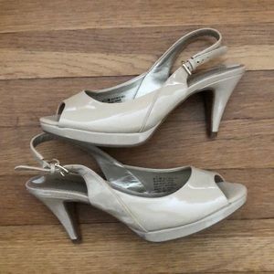 Open toe heel